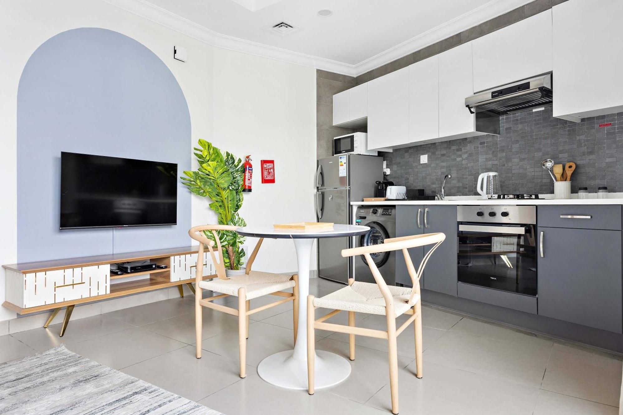 Apartment Silkhaus Luxurious In Art Gardens With Gym Access Dubai